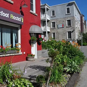 Barefoot 2* Ottawa