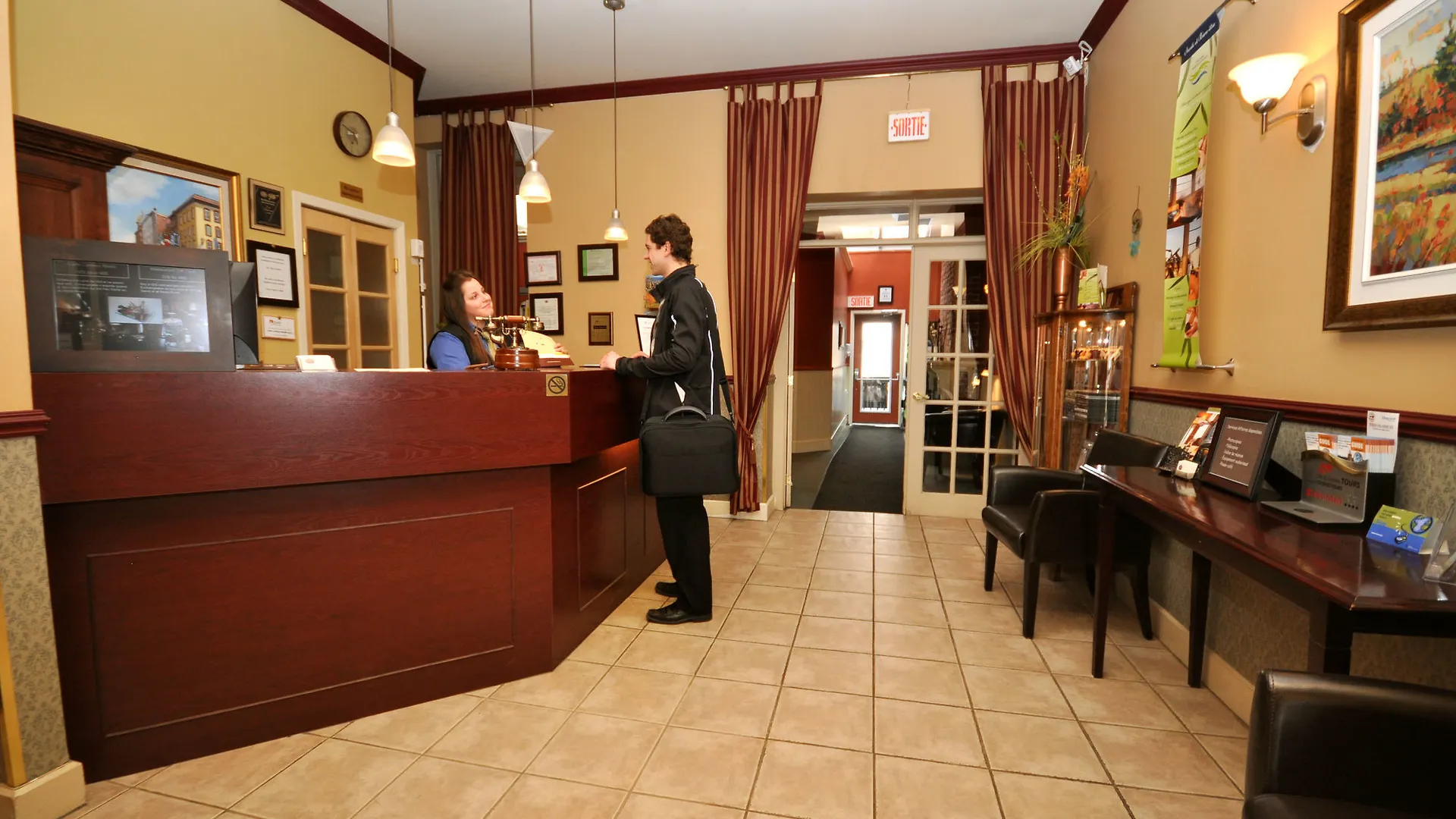 Unilofts Grande-Allee Quebec City Hotel