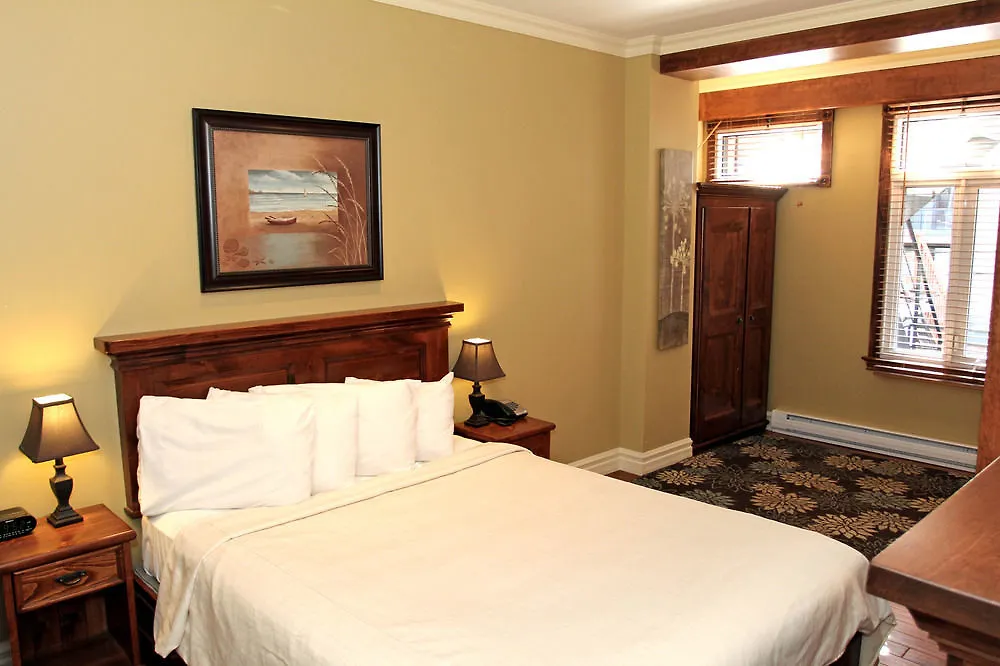 Unilofts Grande-Allée Québec Hotel